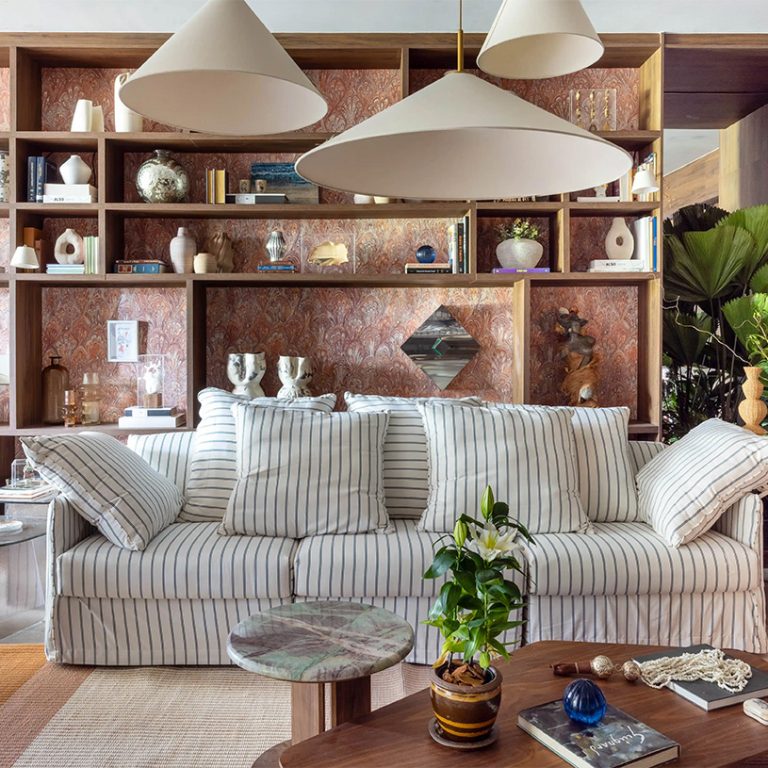 CASACOR_Peru_2026_Sofa_Rayas_01